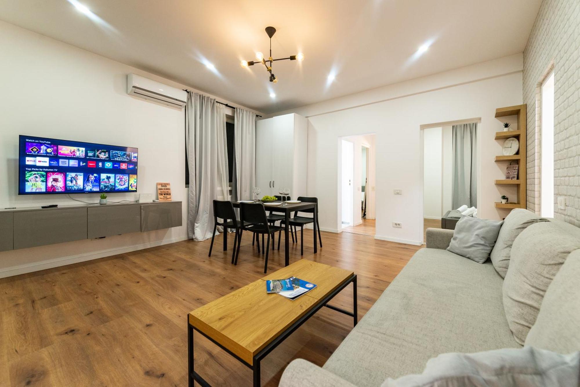Ultracentral Spacious Apartment 4Br Bucureşti Ngoại thất bức ảnh