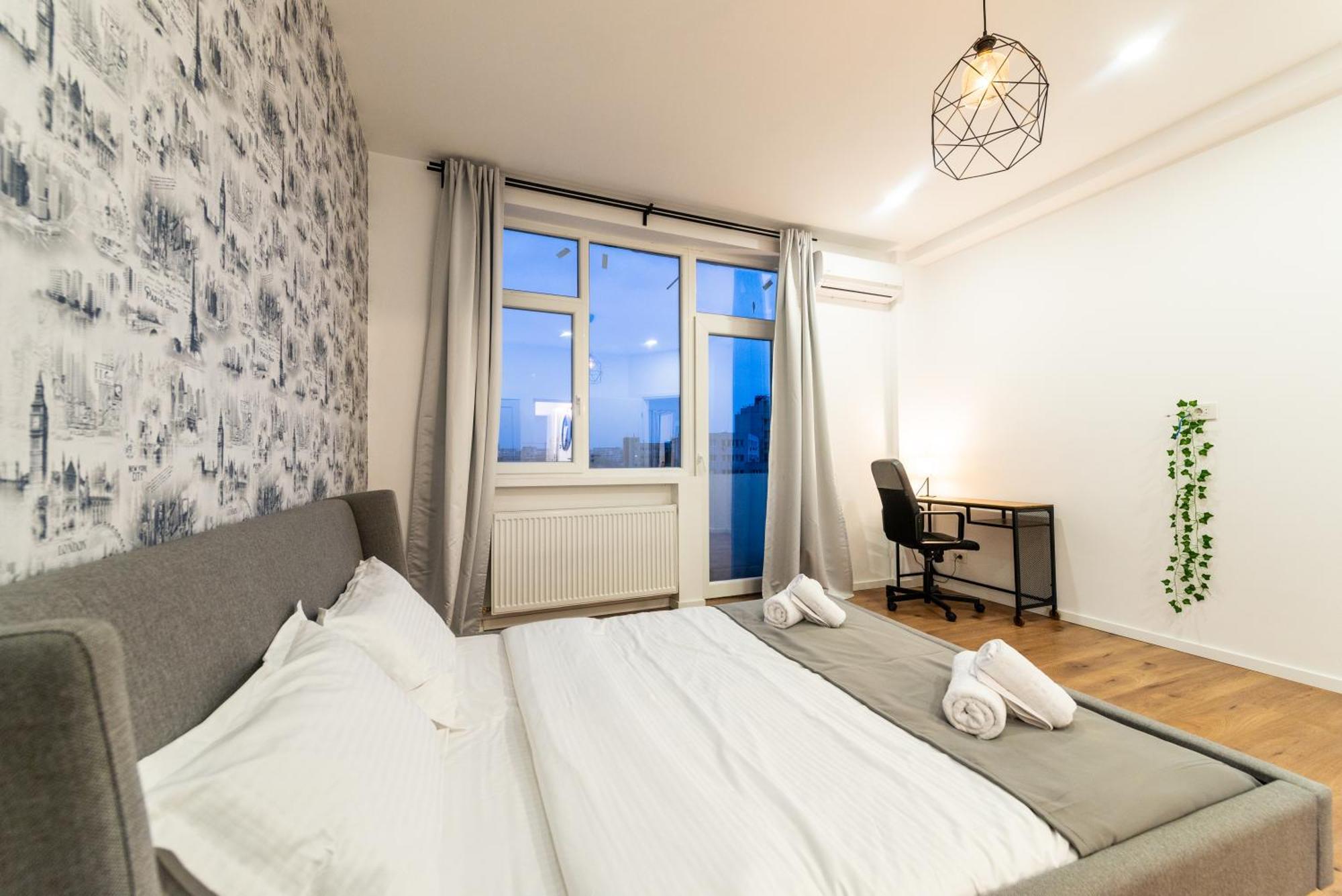 Ultracentral Spacious Apartment 4Br Bucureşti Ngoại thất bức ảnh